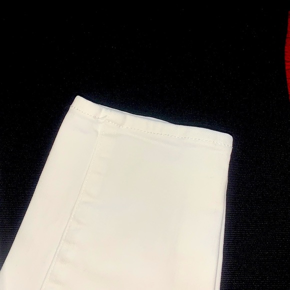 BRAND NEW ABERCROMBIE & FITCH LOW RISE SUPER SKINNY WHITE JEANS - Picture 5 of 7